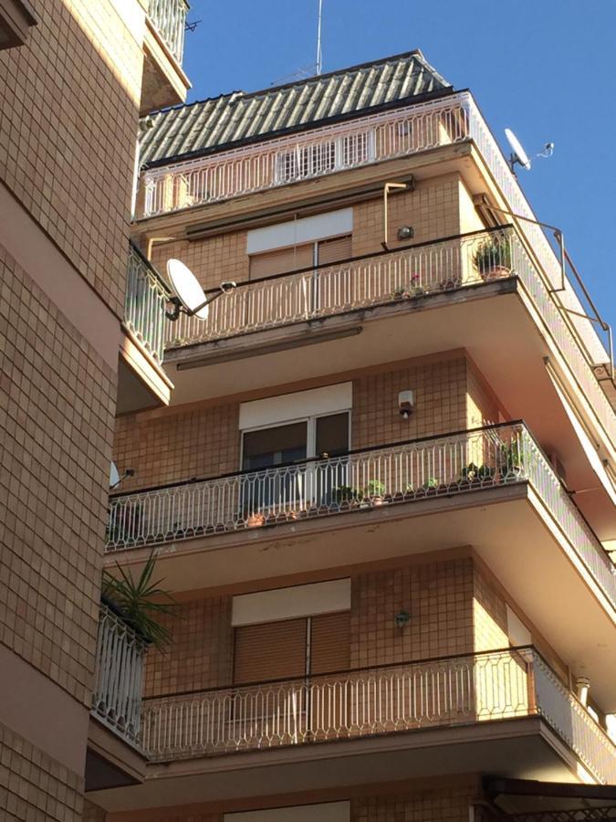 Alloggio Turistico Roberta San Pietro Rome Exterior photo