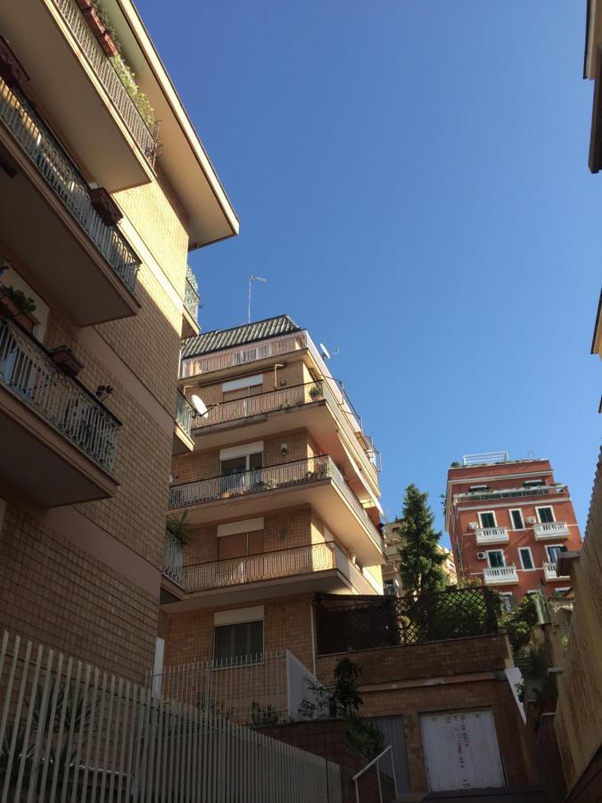 Alloggio Turistico Roberta San Pietro Rome Exterior photo
